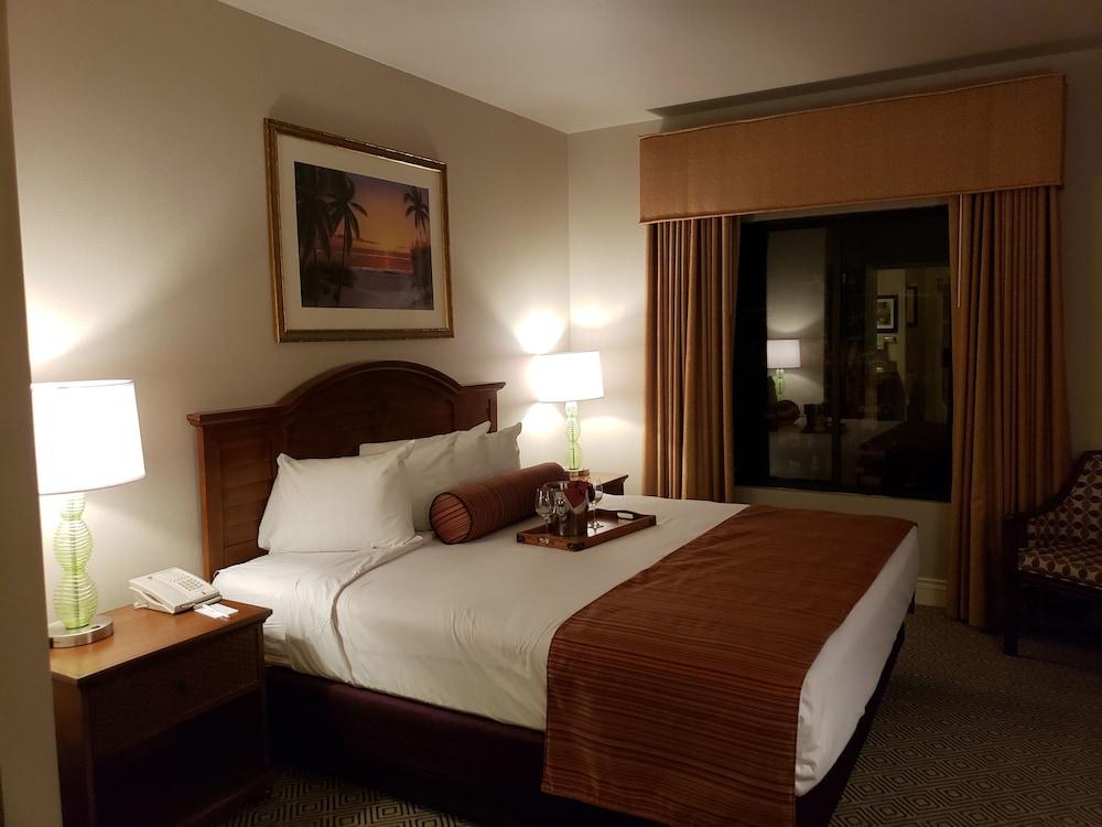 Apartahotel At Tahiti Village And Spa-no Fee 4*